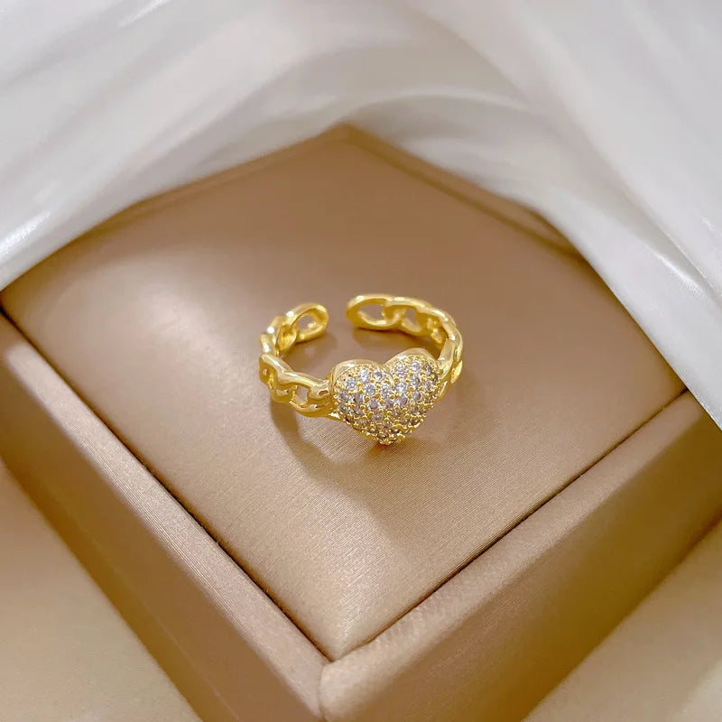 Vivi Heart Ring